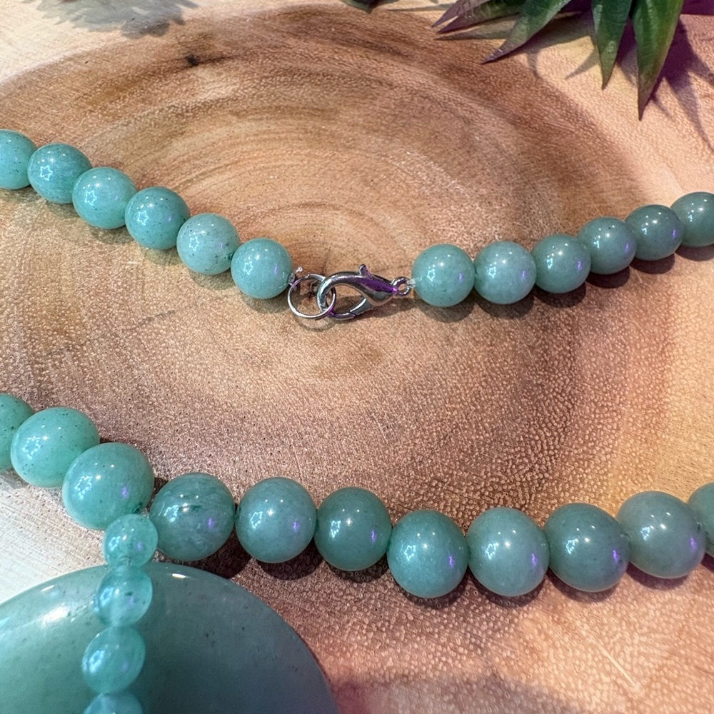 Aventurine Necklace💚✨ - Picture 5 of 6